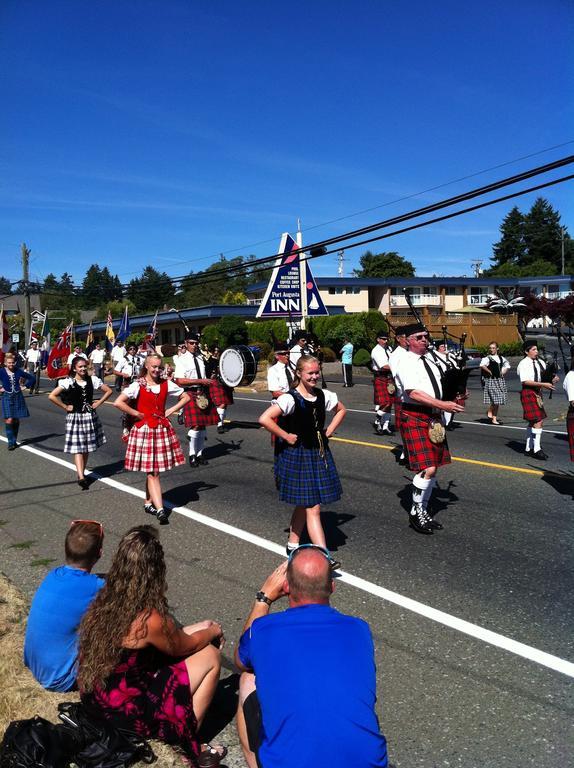 Port Augusta Inn Comox Buitenkant foto